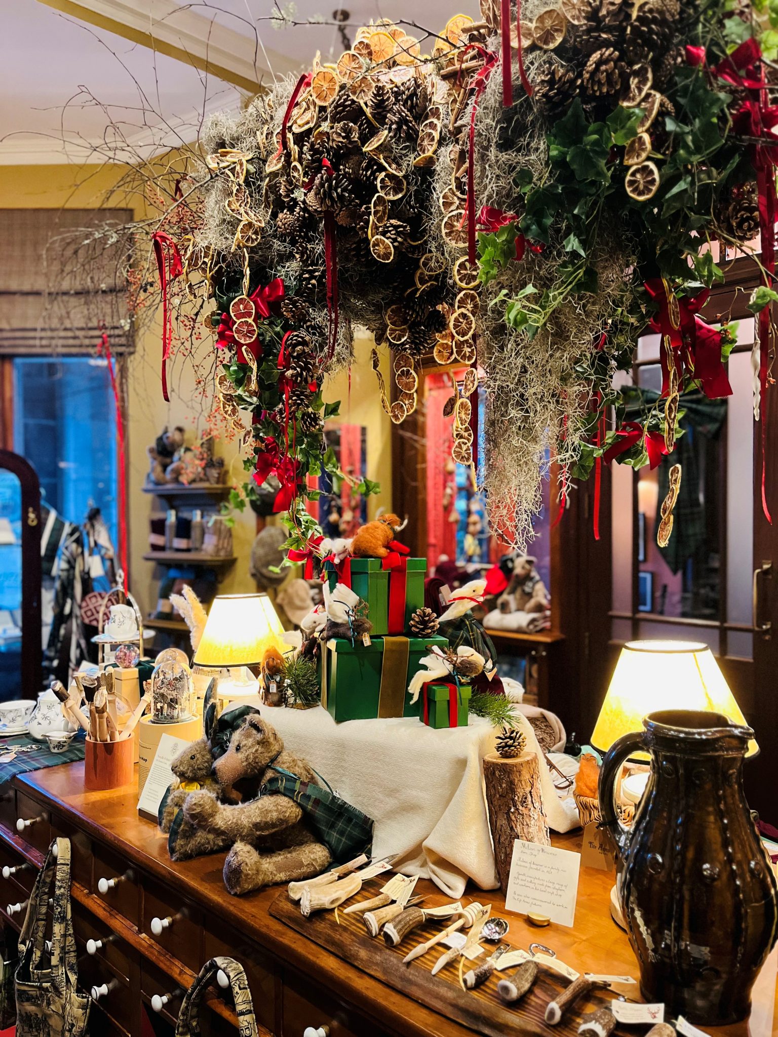 Sarah Manning VMC The Fife Arms